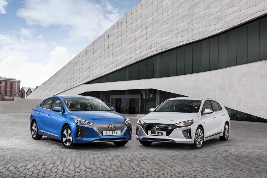  Hyundai IONIQ electric 2016 года  (UK) (фото 28 из 29)
